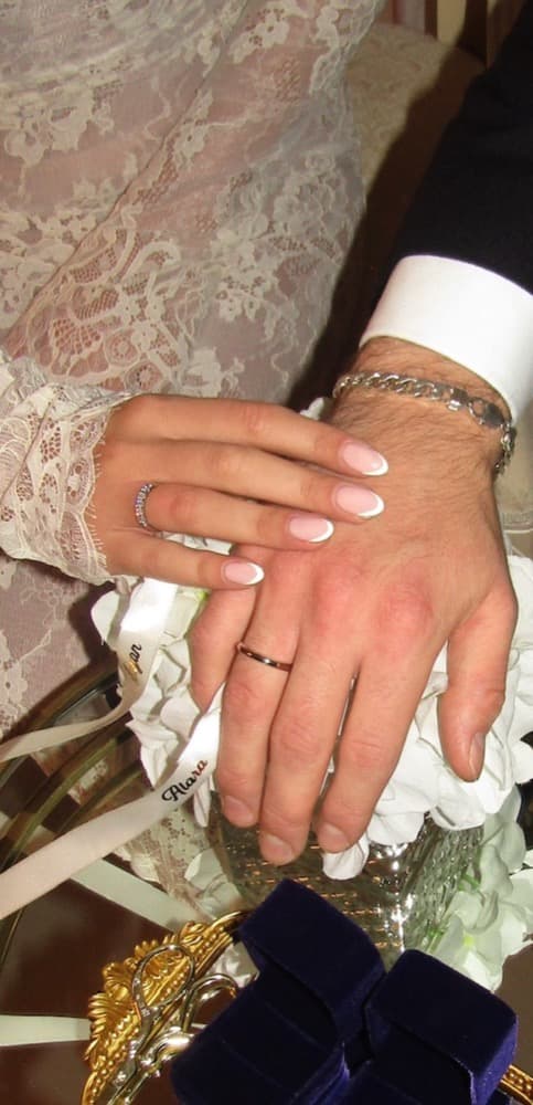 Elegant, well-kept nails